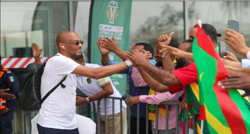  "وراء كل مدرب مغمور مفاجأة عظيمة".. صانع المعجزات في أمم أفريقيا (فيديو)